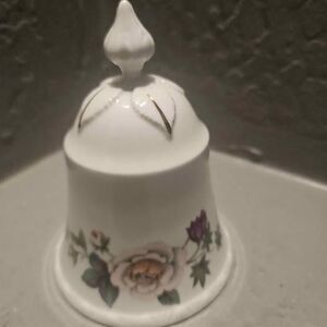 Danbury Mint Royal Graphton Bone China Decorative Bell